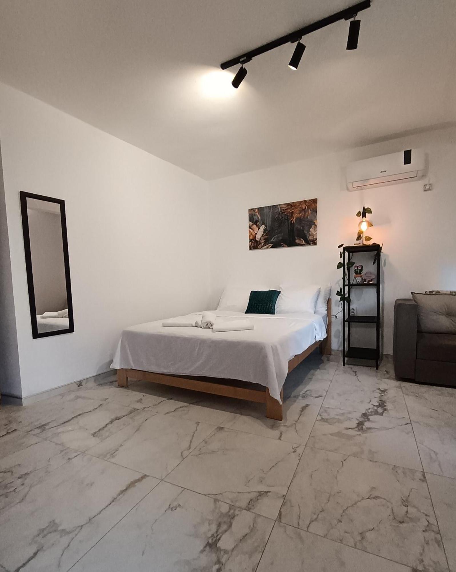 Atonika Apartments 비톨라 객실 사진